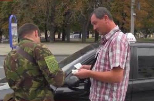 Гаишники, оставшиеся в ДНР, уволены заочно