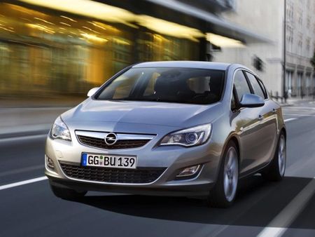 Opel Astra DTS